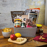 Filled with yummy study snacks such as pretzels, locally made tortilla chips and salsa, crackers and red pepper jelly, fudge, coffee, and tea.