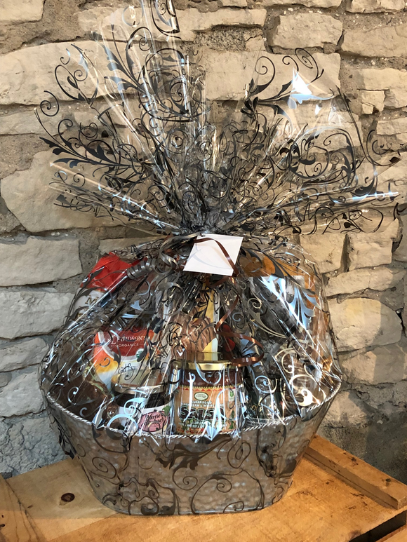 This Thinking of You Gift Basket is a perfect way to send your love for those grieving or ill. Locally roasted coffee, tea, local jam, crackers, cookies, tortilla chips, salsa, and more. 